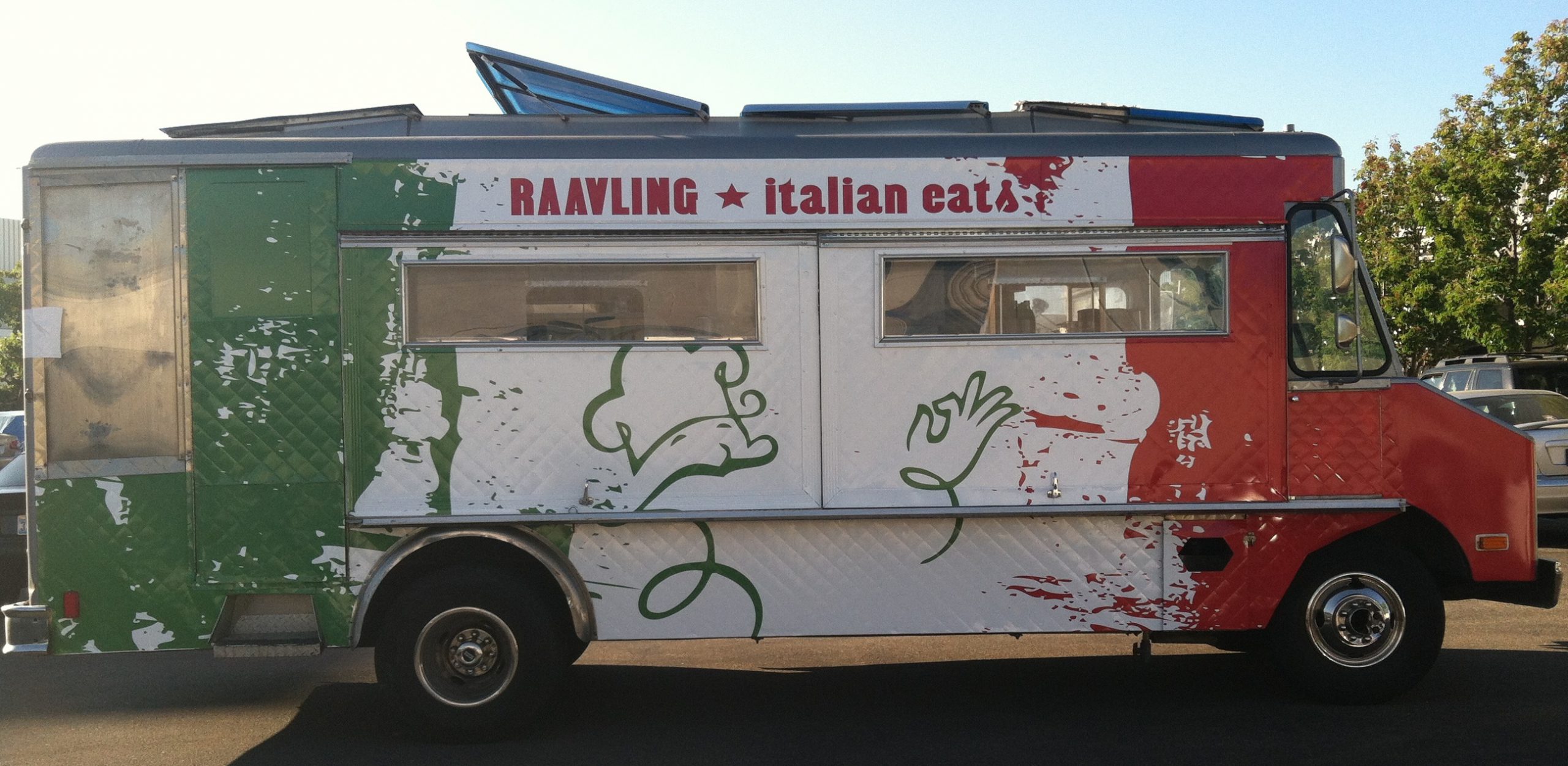 raavling food truck wrap03 Custom Vehicle Wraps