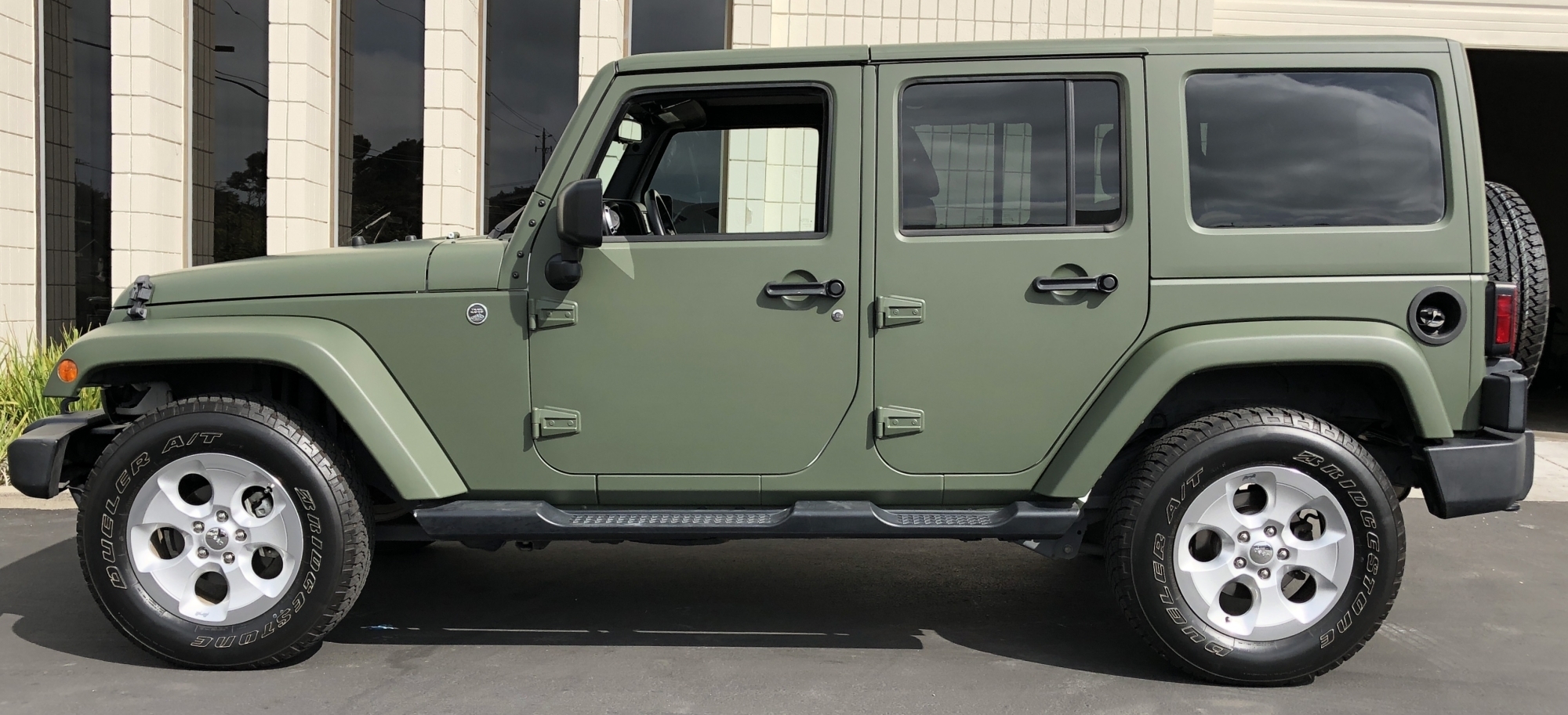military green matte wrap jeep13 Custom Vehicle Wraps